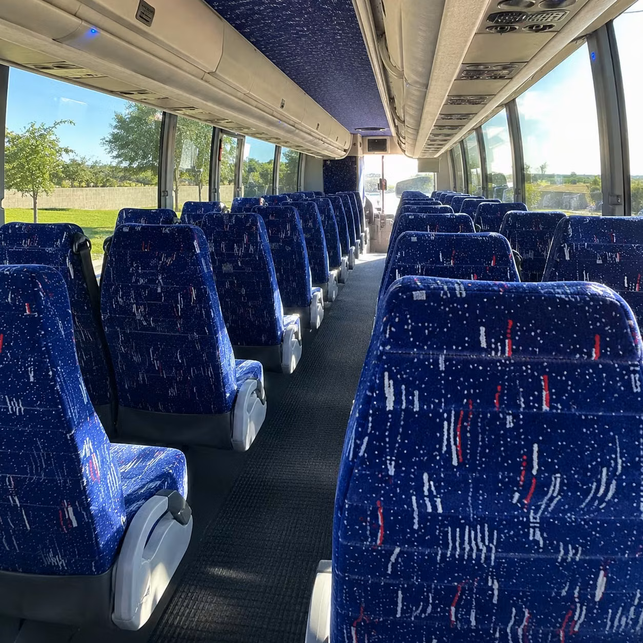charter buses for gresham groups headed to amphitheater concerts at sunstone winery events and beyond