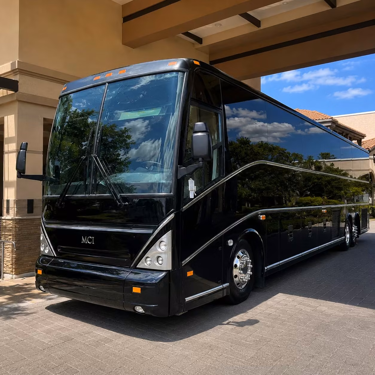 gresham employee shuttle services for commuters and worksites
