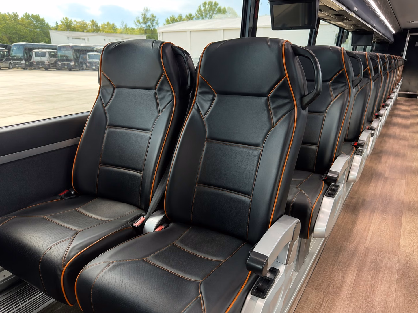 how the distance and duration of your trip affect charter bus rates in gresham