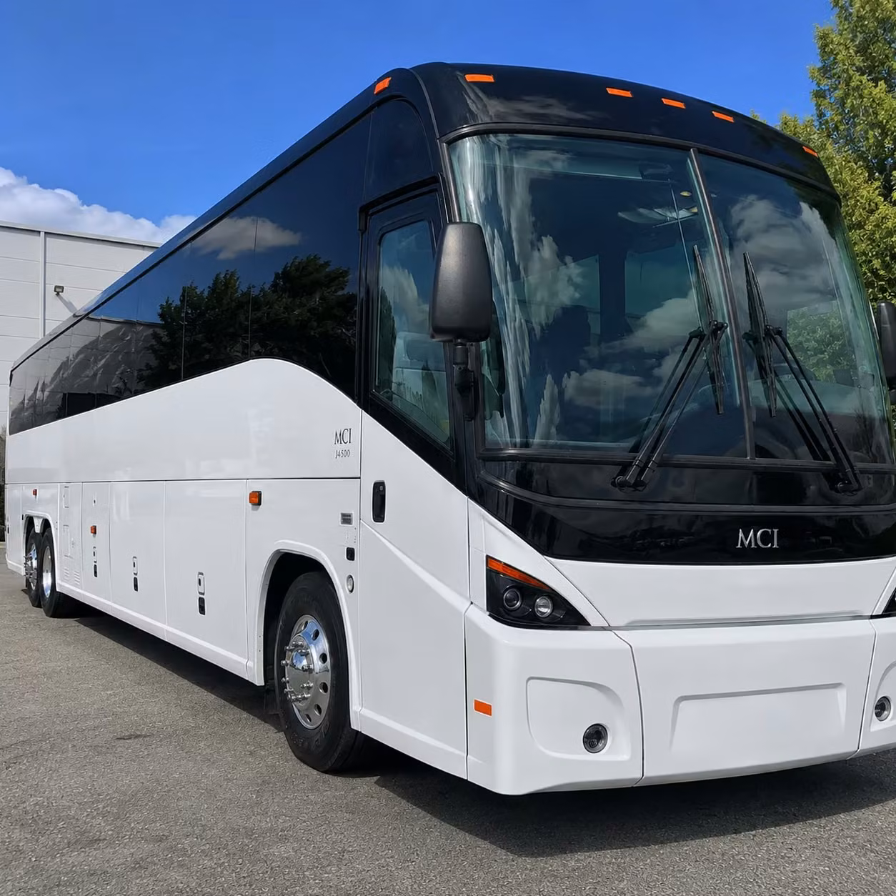 reduce commute stress for your gresham workforce with a private employee shuttle
